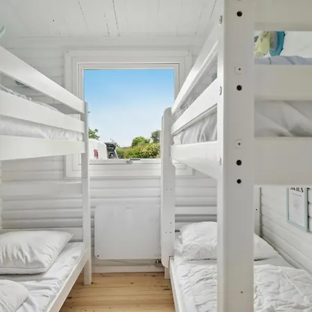 3 Bedroom Amazing In Otterup