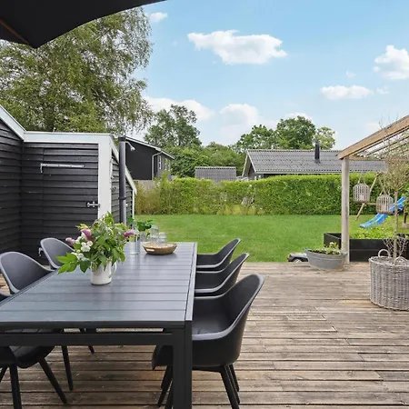 3 Bedroom Amazing In Otterup